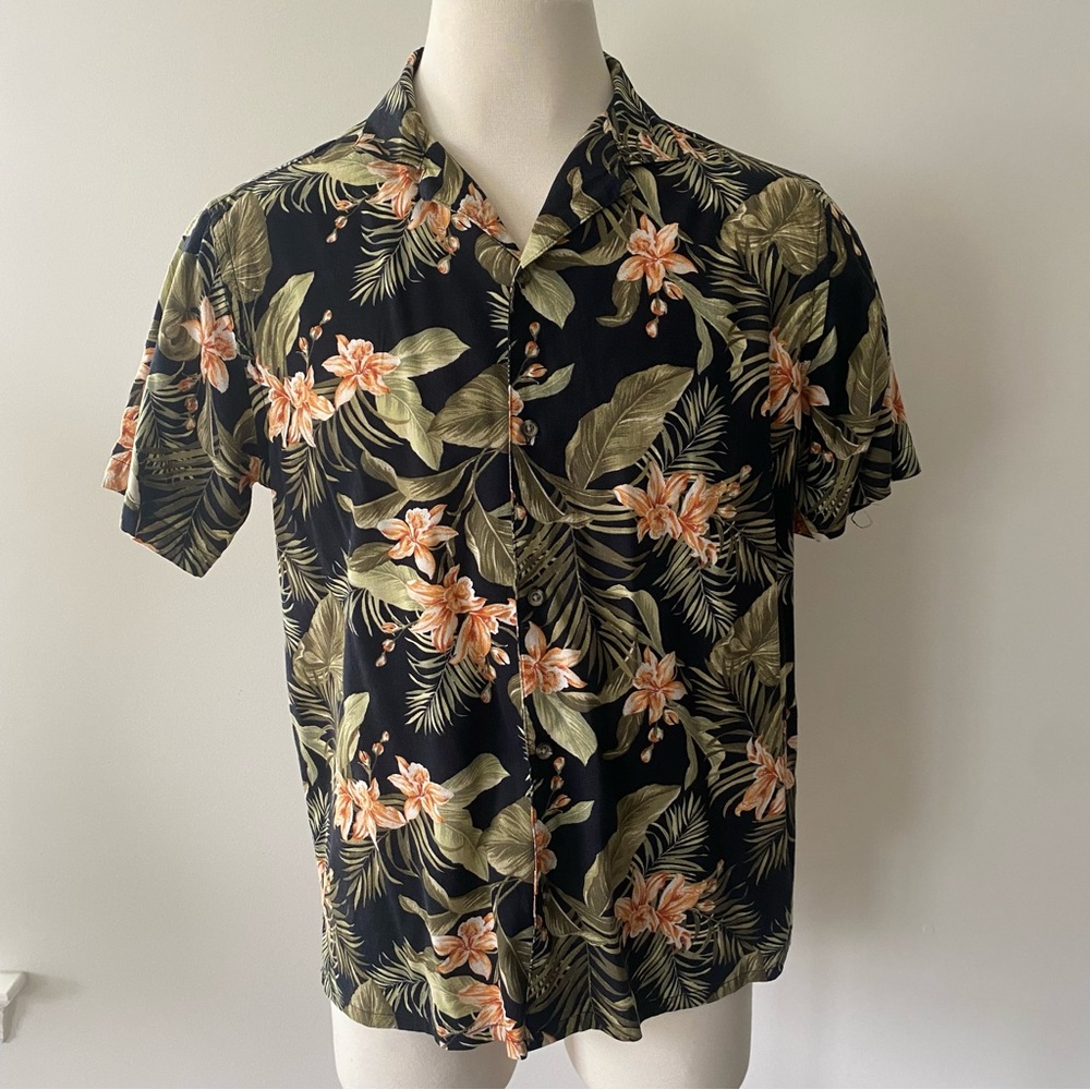 Old Navy Short Sleeve Button Up Shirt